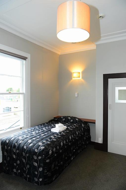 Hotel Imperial Thames Bagian luar foto