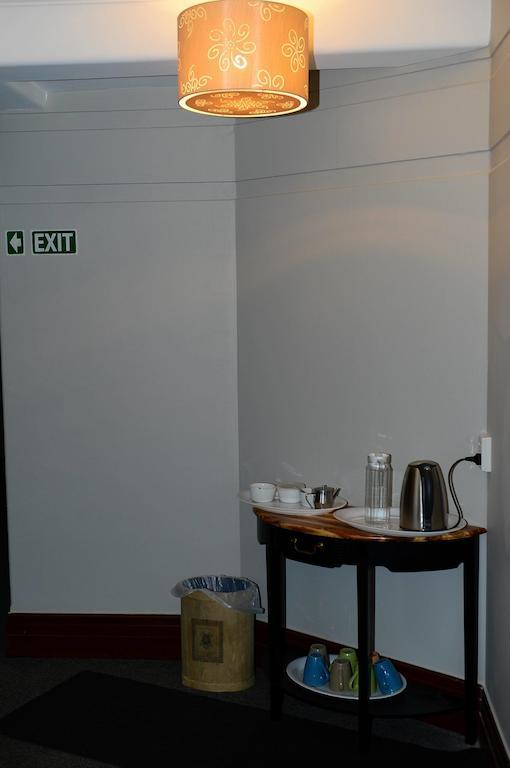 Hotel Imperial Thames Bagian luar foto
